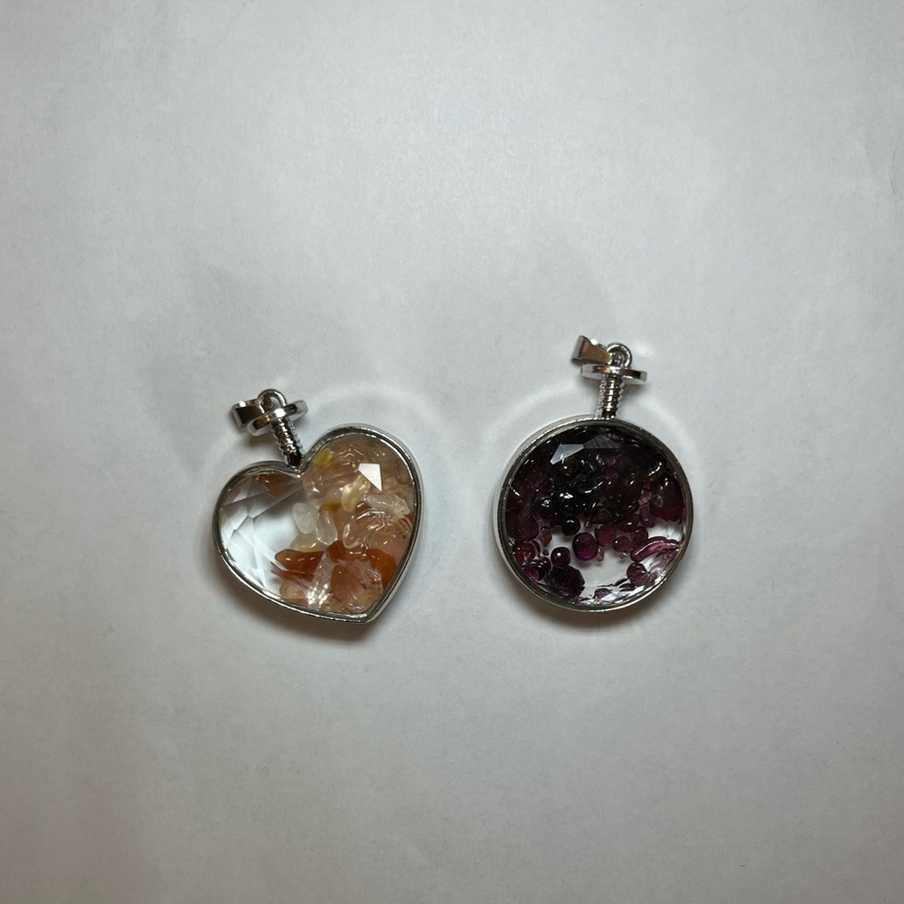 Glass display Pendants